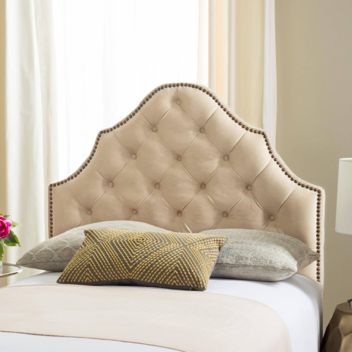 White King Tufted Velvet Headboard D30545