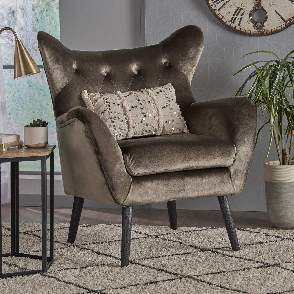 Gray and Black Contemporary Arm Chair Q670