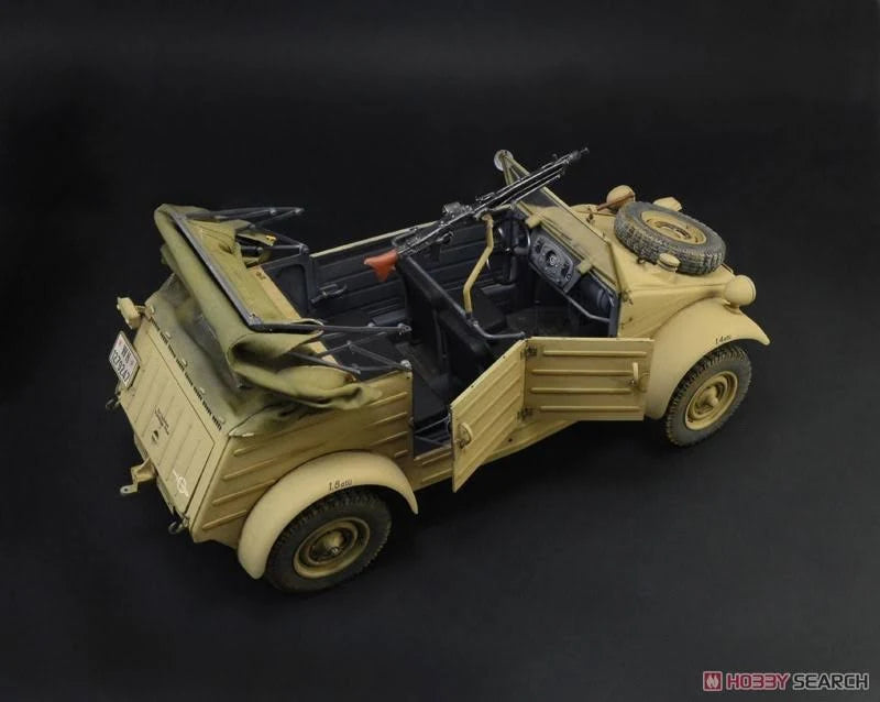 Plastic Model Car / Truck / Vehicle W5780