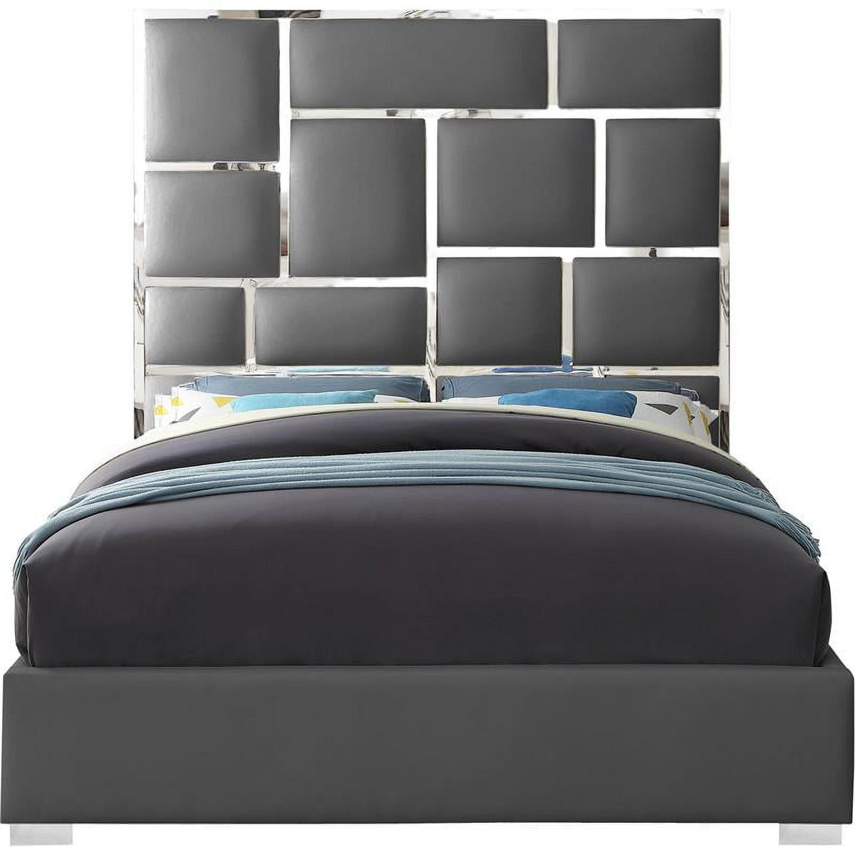 King Bed in Gray Solid Wood and Faux Leather R685595