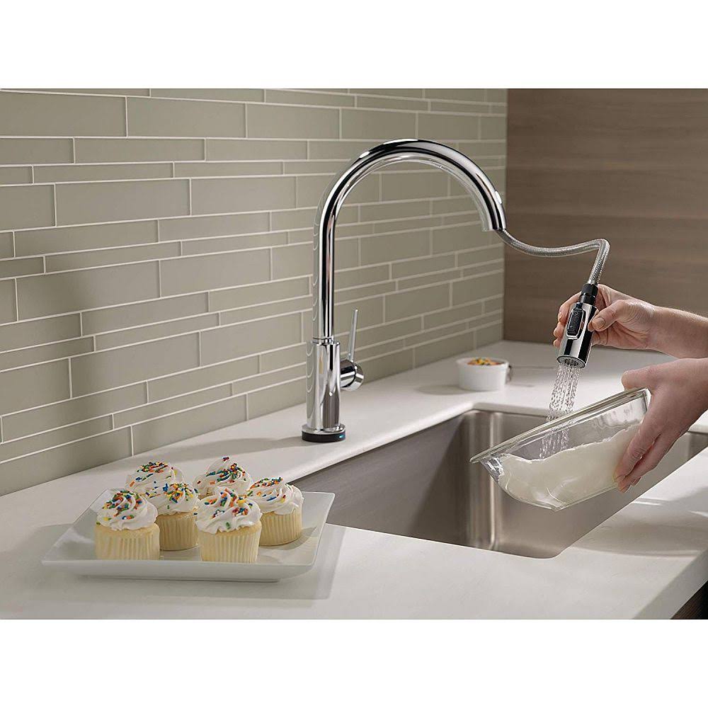 Chrome Pull Down Touch Single Handle Kitchen Faucet Q5323