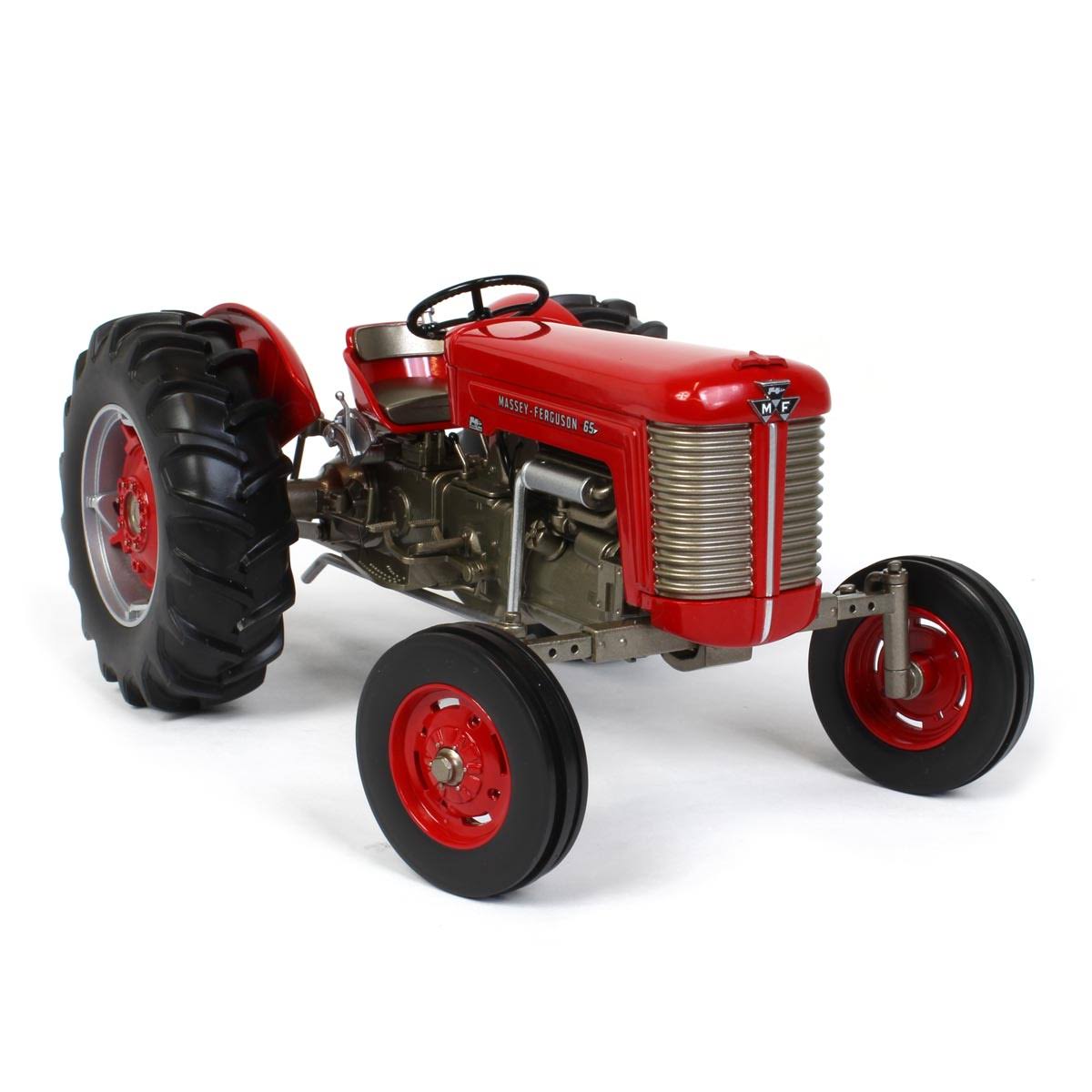 Red Classic Series 1/16 Diecast Model Tractor P2193