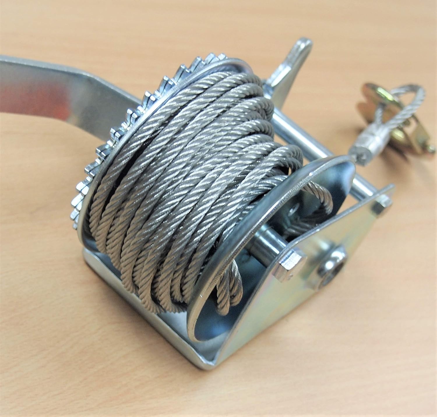 600 LB Gear Steel Cable Hand Winch Pack of 2 W6913
