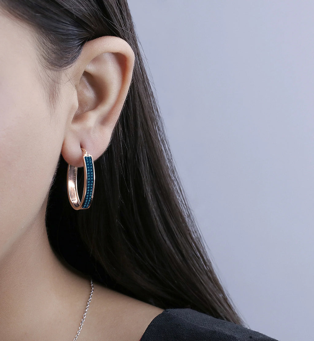 Round Blue Diamond Hoop Earrings in 18K Rose Gold C61368