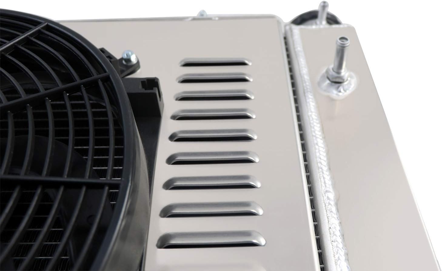 4 Row All Aluminum Radiator with Shroud Fan Y81130