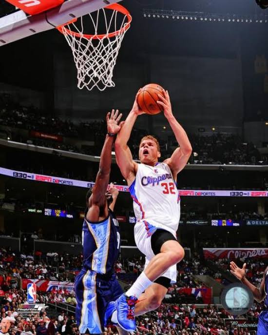 Posterazzi Blake Griffin Action Photo Print A46033