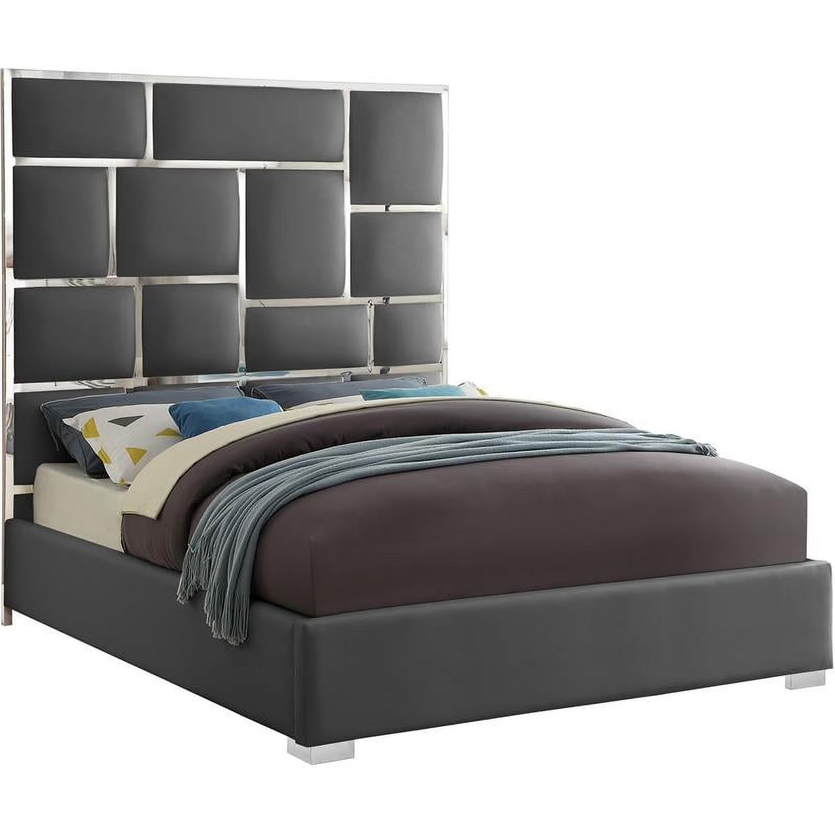 King Bed in Gray Solid Wood and Faux Leather R685595