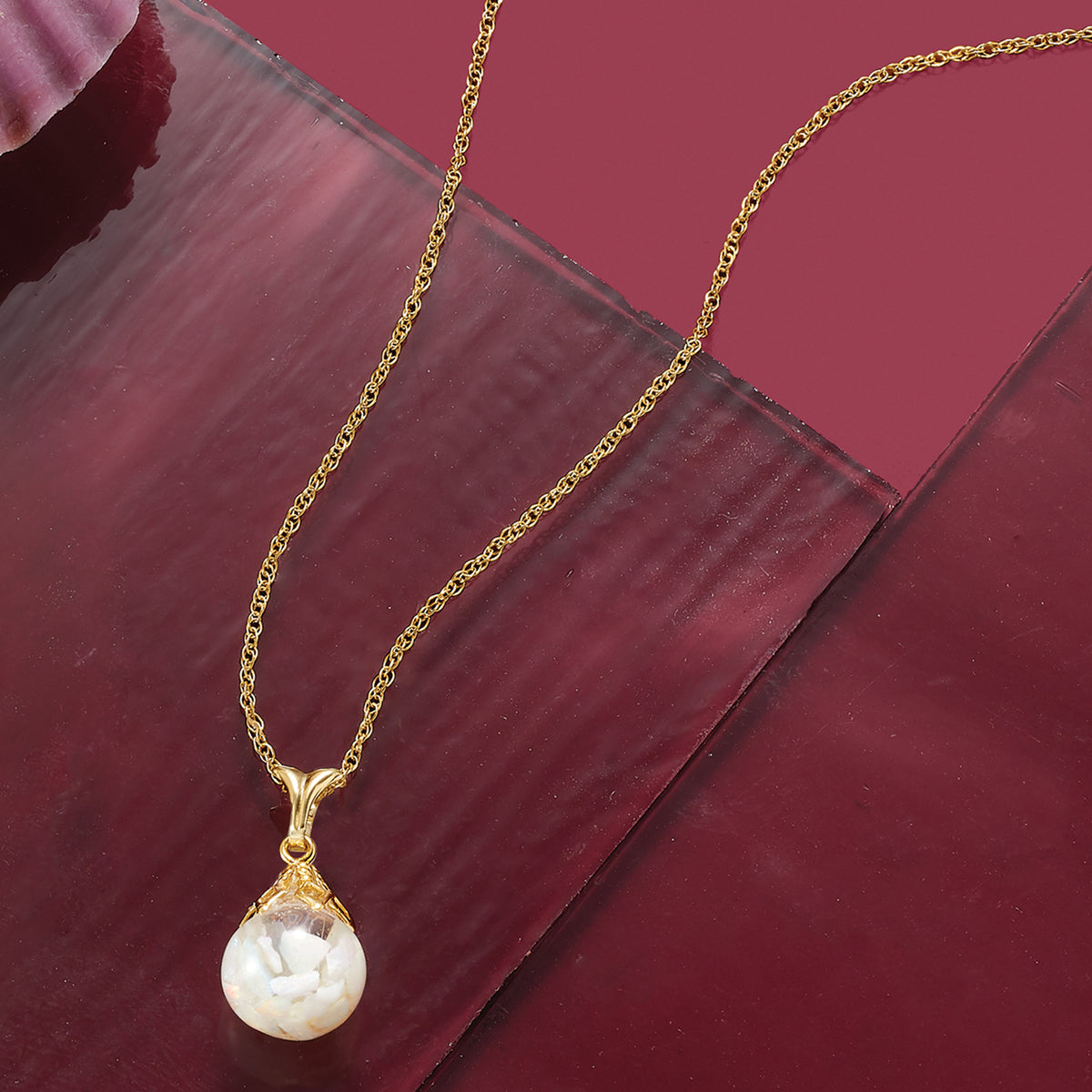 Floating Opal Pendant Necklace in 14kt Yellow Gold W3426