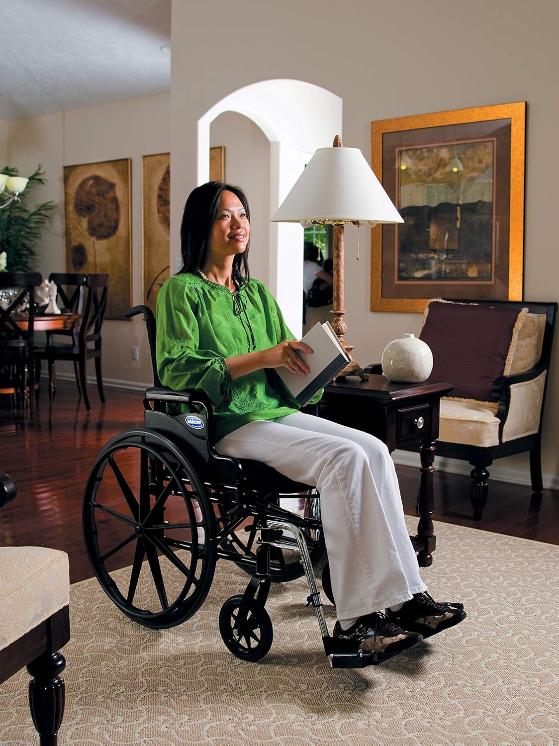 16 Inch Seat Lightweight Folding Wheelchair R622