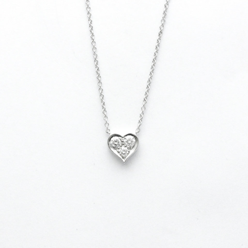 Platinum Diamond Heart Necklace Q93735