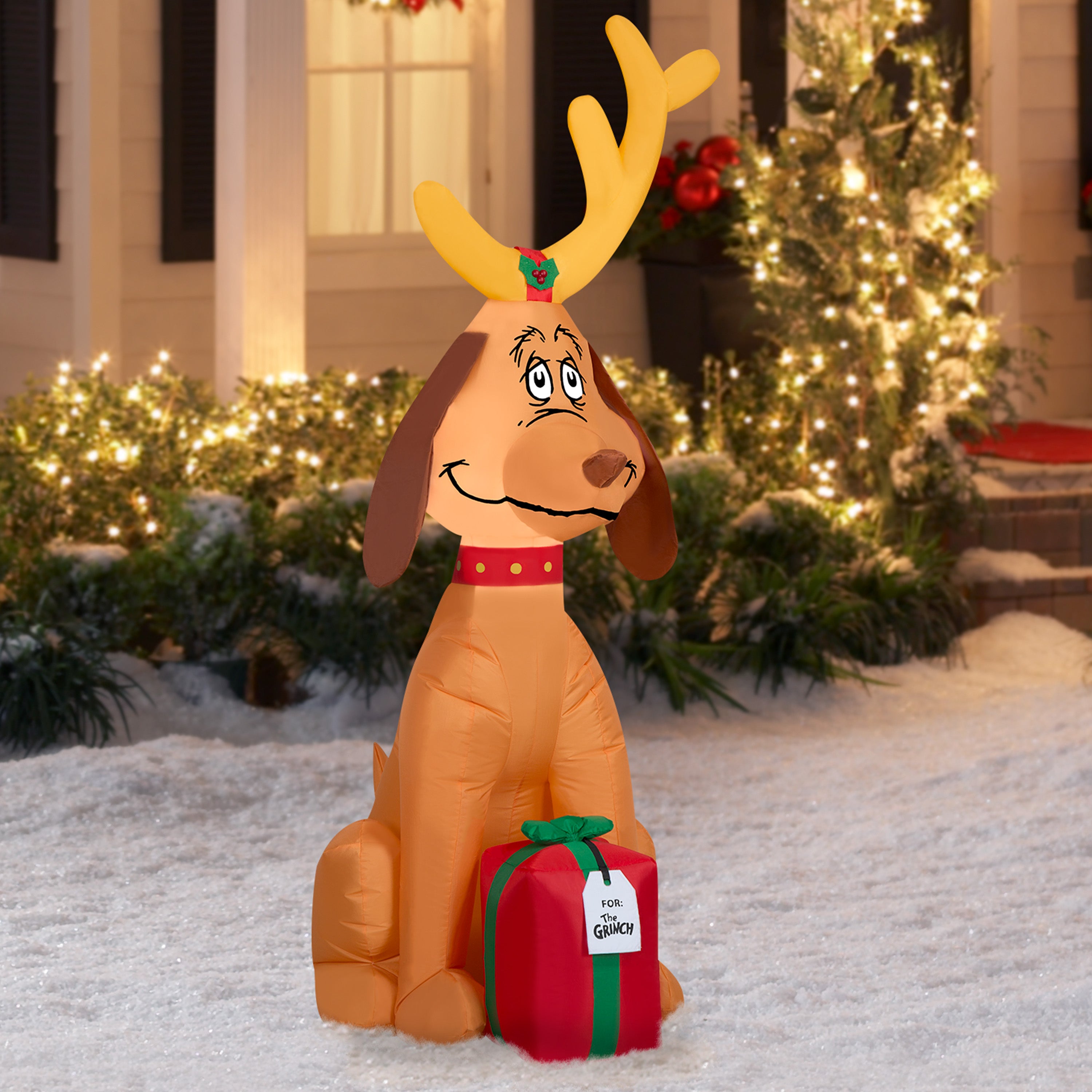 Christmas Max Inflatables with Present X484