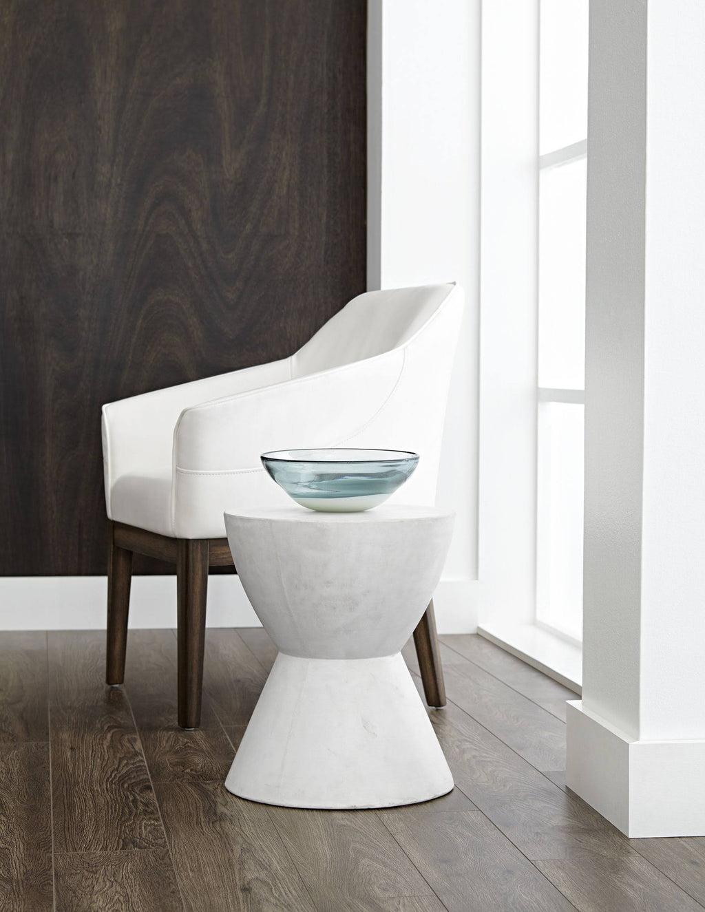 White End Table X663