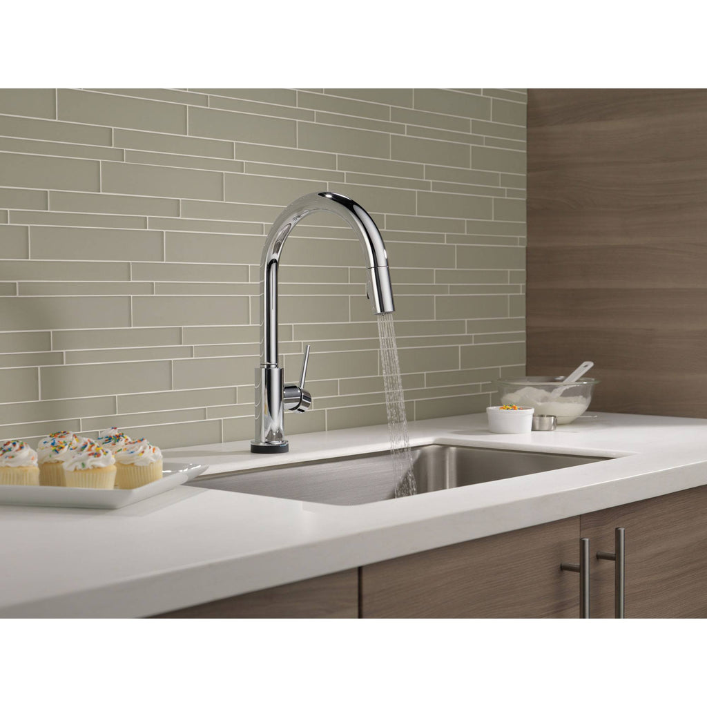 Chrome Pull Down Touch Single Handle Kitchen Faucet Q5323
