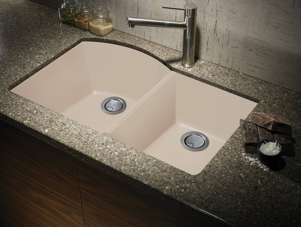 Granite 31-in Undermount Kitchen Sink in Cafe Latte M81849